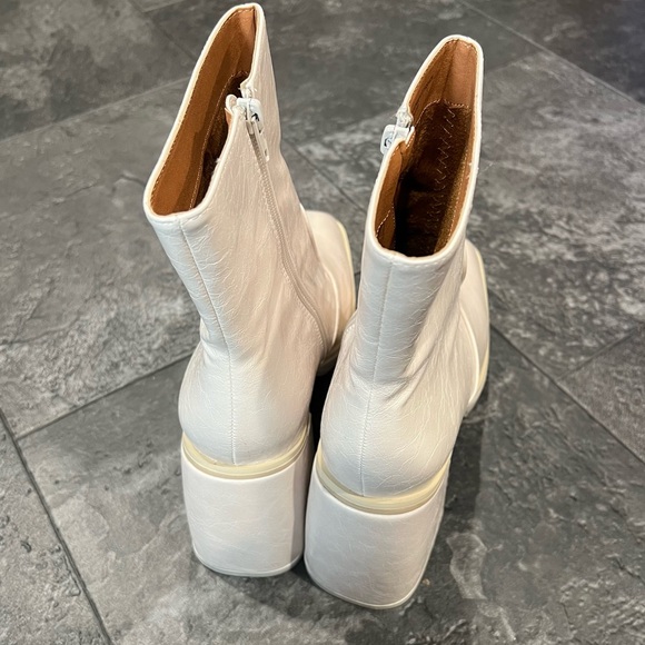 🌷🍁 Beast Booties The Foster - Picture 6 of 9